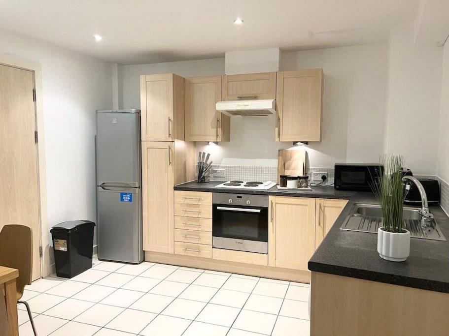 מנצ'סטר 2 Bedroom City Center Apartment מראה חיצוני תמונה